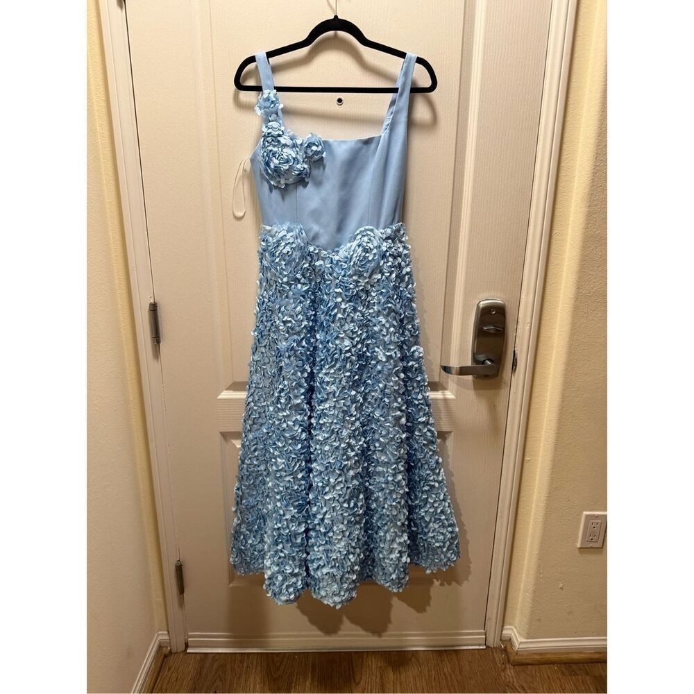 Elliatt Kaia Floral Maxi Dress in Blue wedding Guest Garden Party size S NWT - Picture 6 of 9